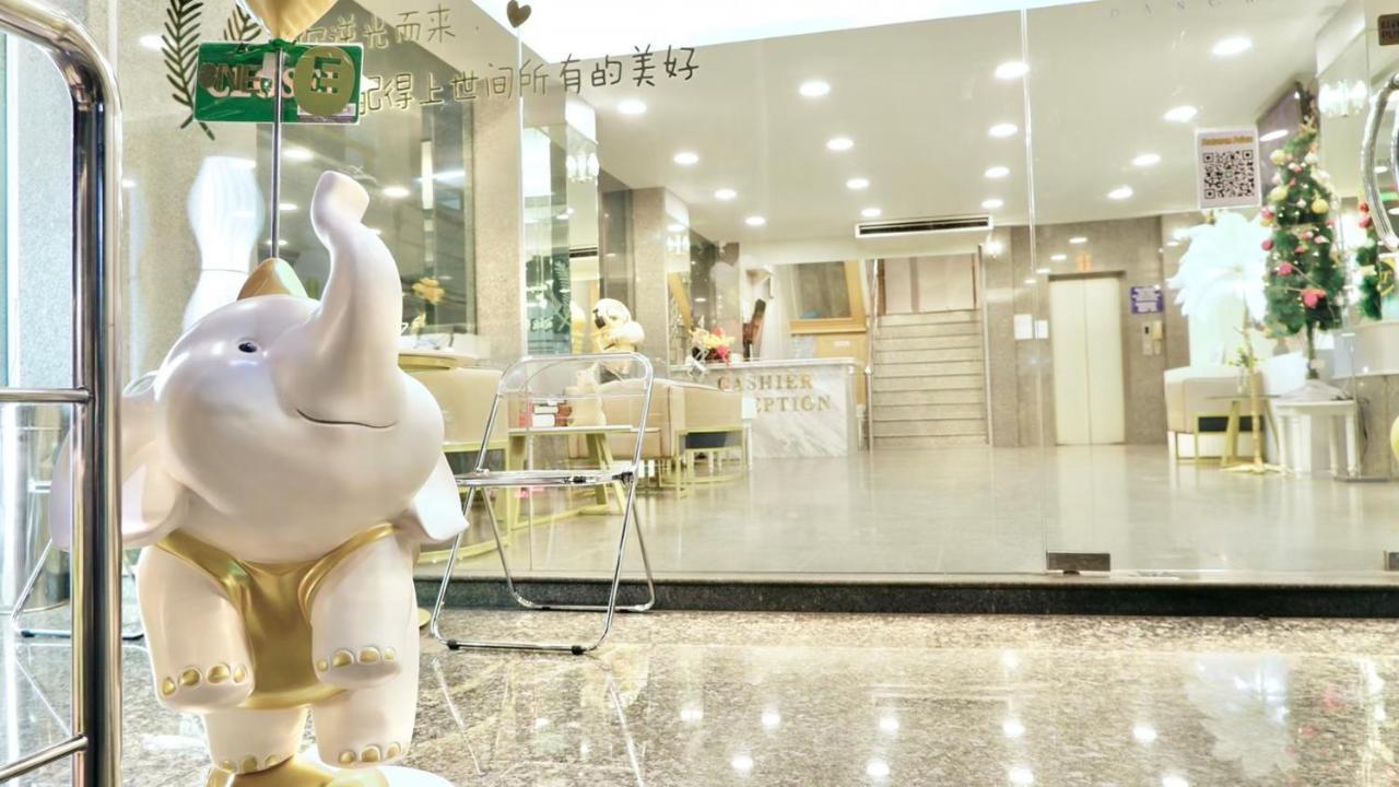 Abcyq Hotel Банкок Екстериор снимка