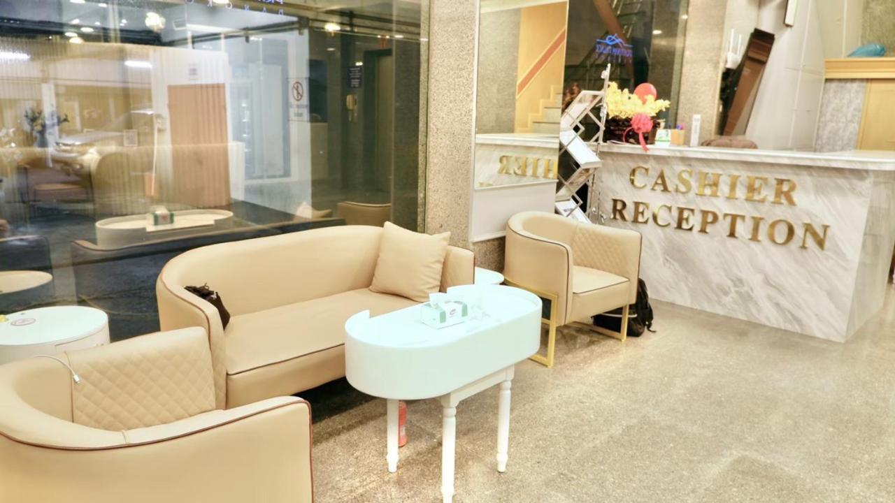 Abcyq Hotel Банкок Екстериор снимка