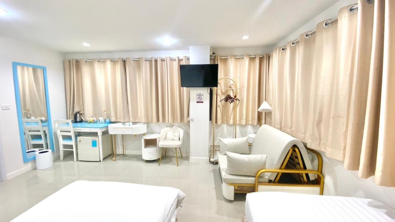 Abcyq Hotel Банкок Екстериор снимка